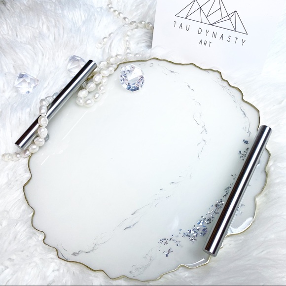 Resin tray - Picture 1 of 1